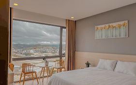 Lux Nest Hotel